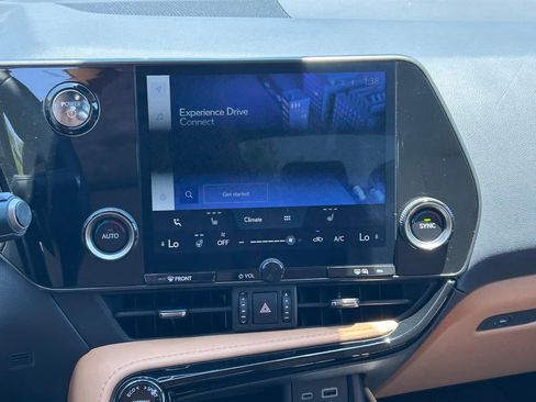 Used 2025 Lexus NX 350h AWD w/ Accessory Package (2T) image 19