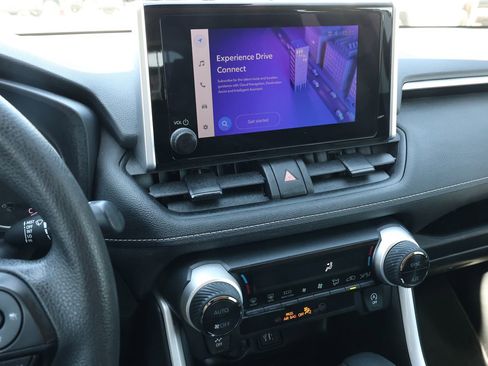 Used 2024 Toyota RAV4 XLE image 19