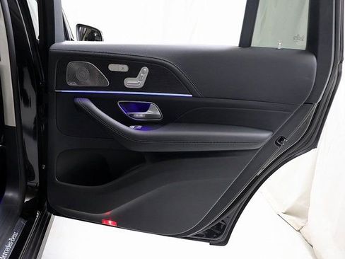 Certified 2026 Mercedes-Benz GLS 450 4MATIC image 35