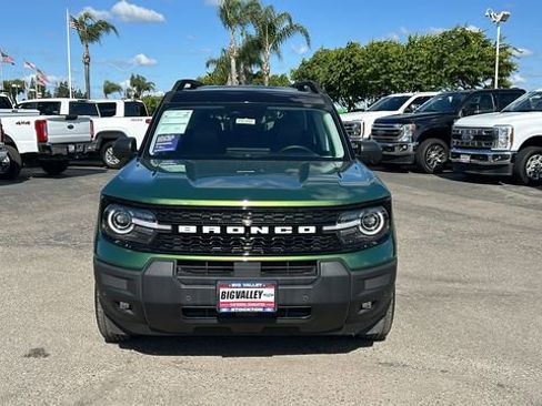 Certified 2025 Ford Bronco Sport Outer Banks w/ Outer Banks Tech Package+ AWD/4WD image 9