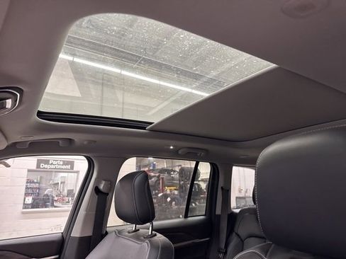 Certified 2022 Jeep Grand Cherokee Limited image 8