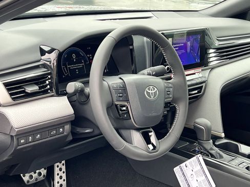 New 2026 Toyota Camry SE image 11