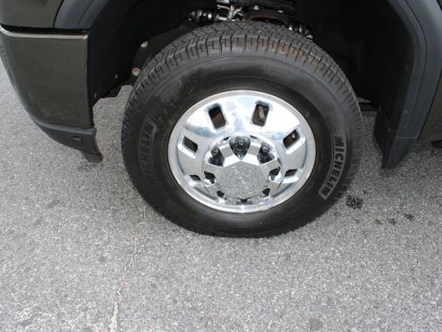 Used 2023 GMC Sierra 3500 SLT w/ SLT Convenience Package AWD/4WD image 10