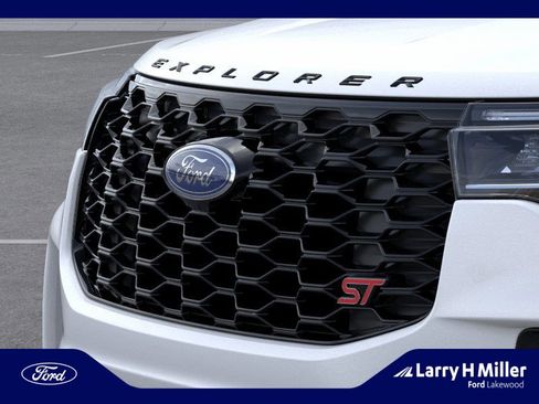 New 2025 Ford Explorer ST w/ Sun And Sound Package image 17