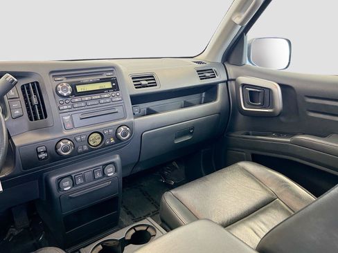 Used 2014 Honda Ridgeline RTL image 24
