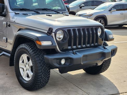 Used 2020 Jeep Wrangler Unlimited Sport S image 7