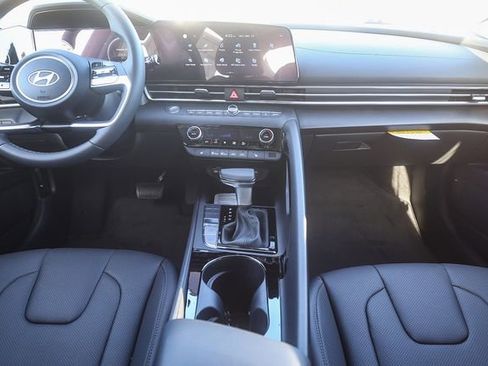 New 2026 Hyundai Elantra Limited FWD image 13