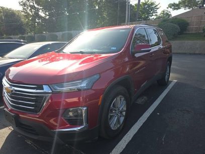 Used 2023 Chevrolet Traverse LT