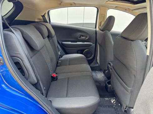 Used 2022 Honda HR-V EX image 34