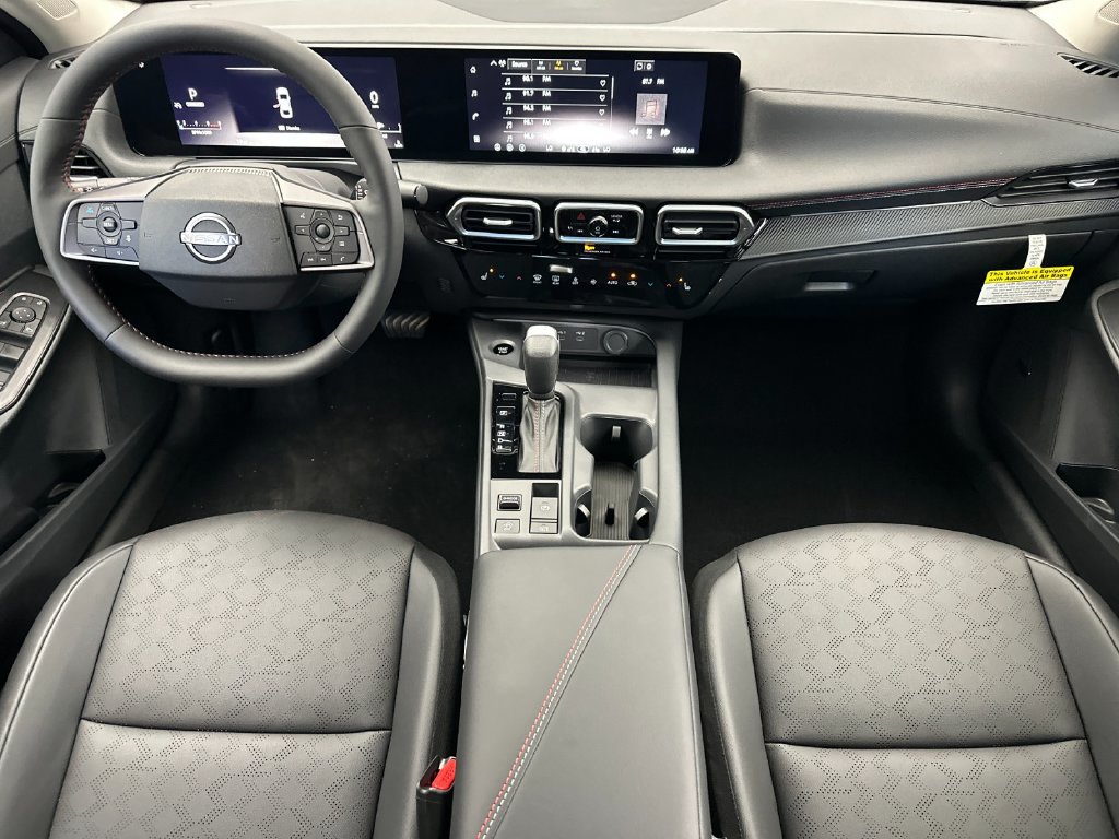 Used 2026 Nissan Sentra SR w/ SR Premium Package FWD image 12