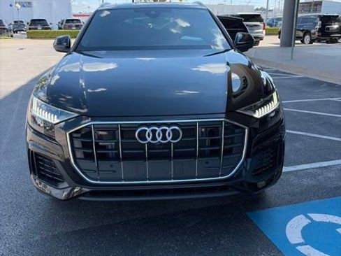 Used 2023 Audi Q8 Premium AWD/4WD image 5