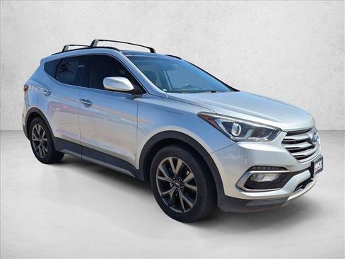Used 2017 Hyundai Santa Fe Sport AWD/4WD image 3