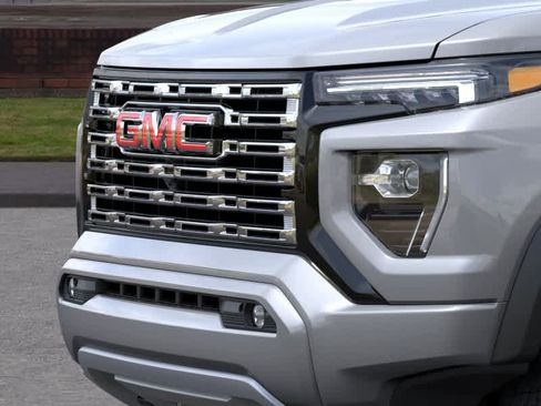 New 2026 GMC Canyon Denali AWD/4WD image 13