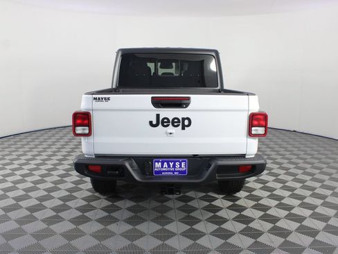 New 2026 Jeep Gladiator Sport AWD/4WD image 22