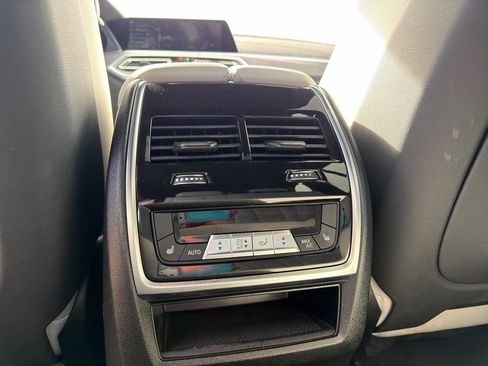 Used 2023 BMW X5 xDrive40i w/ M Sport Package image 12