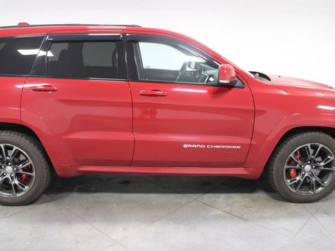 Used 2016 Jeep Grand Cherokee SRT w/ Trailer Tow Group IV AWD/4WD image 11