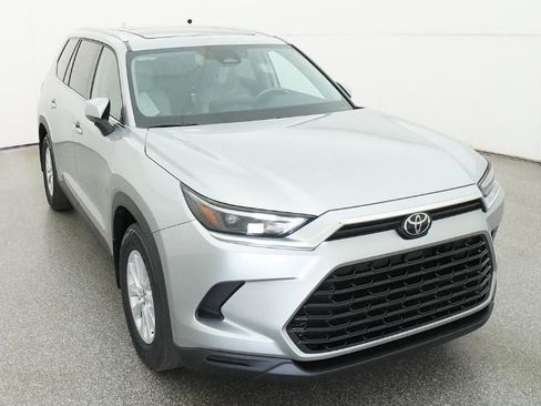 New 2026 Toyota Grand Highlander XLE image 14