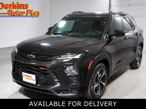 Used 2022 Chevrolet TrailBlazer RS FWD image 1