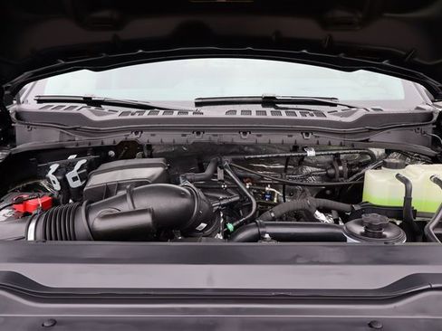 New 2026 Ford F350 Lariat w/ Black Appearance Package image 43