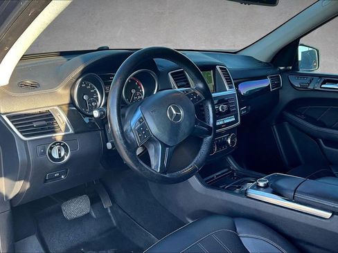 Used 2016 Mercedes-Benz GL 320 BlueTEC 4MATIC image 17