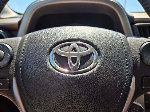 Used 2014 Toyota RAV4 Limited w/ Technology Package AWD/4WD image 25