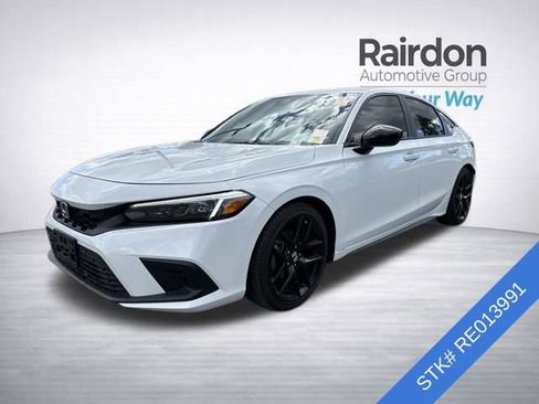 Used 2024 Honda Civic Sport image 3