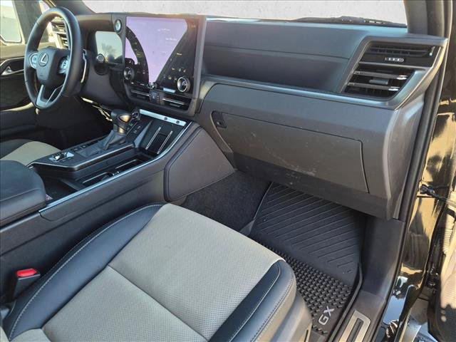 Used 2026 Lexus GX 550 AWD/4WD image 21