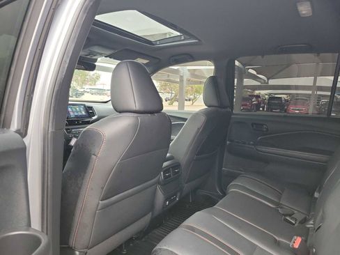 Used 2024 Honda Passport TrailSport image 16