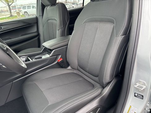 New 2026 Jeep Grand Cherokee L Laredo image 58