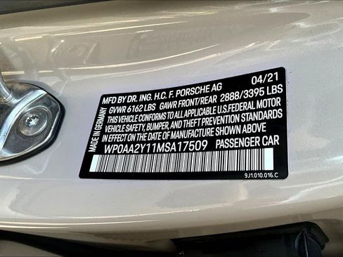 Used 2021 Porsche Taycan image 19