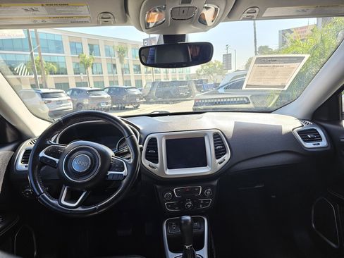 Used 2019 Jeep Compass Latitude w/ Popular Equipment Group image 27