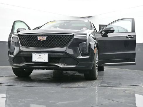 Used 2024 Cadillac XT4 Sport image 71