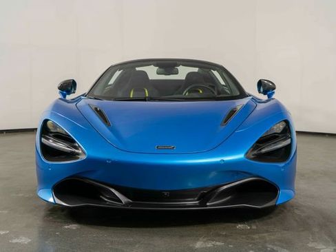 Used 2022 McLaren 720S Performance image 3