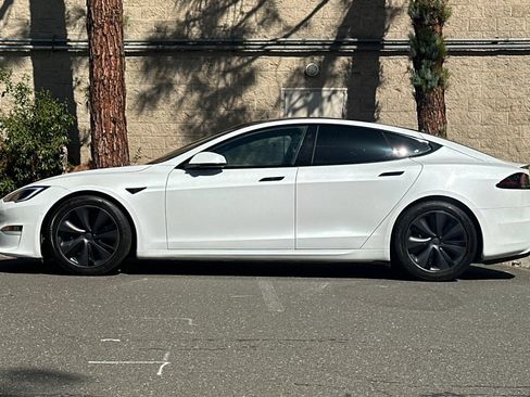 Used 2023 Tesla Model S Plaid AWD/4WD image 6