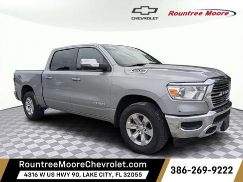Used 2024 RAM 1500 Laramie AWD/4WD image 1