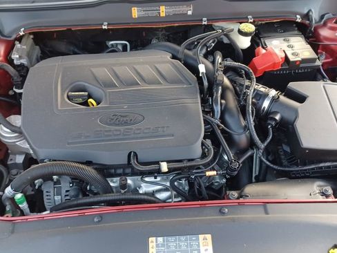 Used 2018 Ford Fusion SE w/ Fusion SE Technology Package image 9