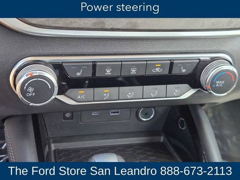 Used 2023 Nissan Altima 2.5 SV w/ SV Premium Package FWD image 19