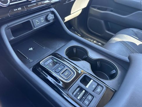 Certified 2024 Honda Pilot EX-L image 25