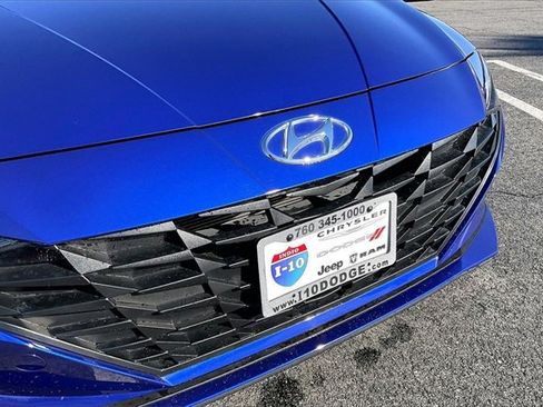 Used 2023 Hyundai Elantra SEL image 30