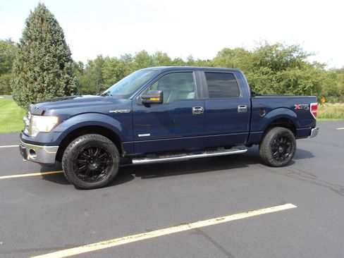 Used 2014 Ford F150 XLT w/ Equipment Group 302A Luxury AWD/4WD image 9