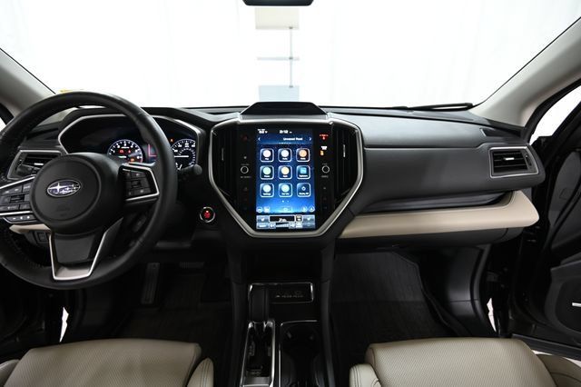 Used 2025 Subaru Ascent Limited AWD/4WD image 2