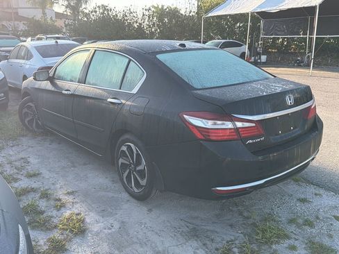 Used 2017 Honda Accord EX-L image 8