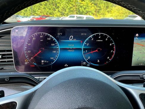 Used 2020 Mercedes-Benz GLE 350 image 5