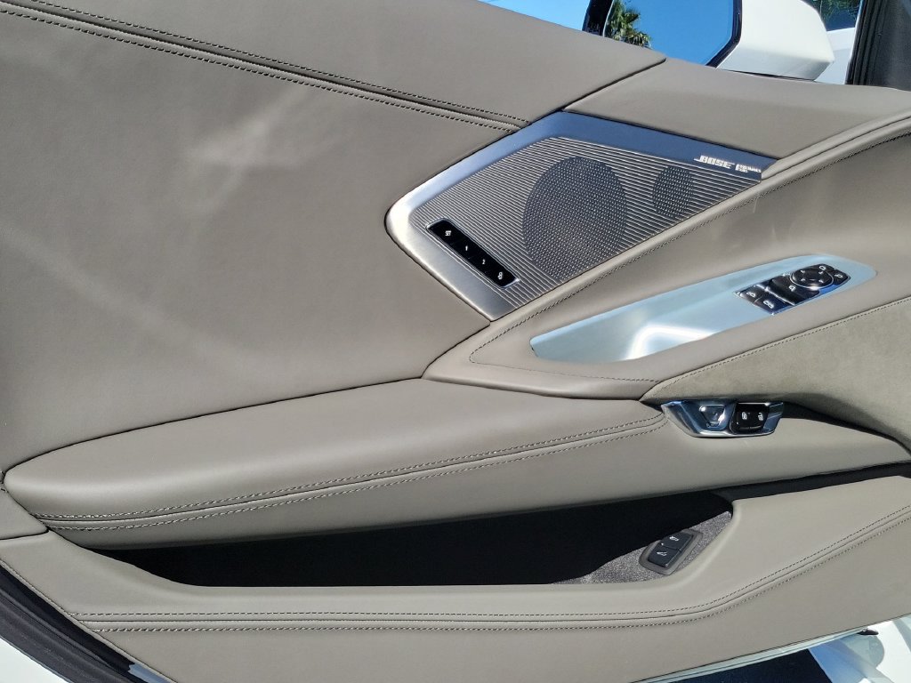 Used 2025 Chevrolet Corvette Stingray Premium Cpe RWD image 23