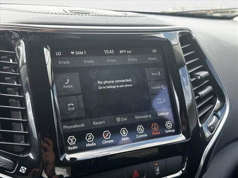 Used 2022 Jeep Cherokee Limited image 13