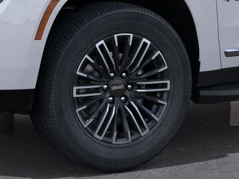 New 2026 GMC Yukon Elevation w/ Elevation Premium Package AWD/4WD image 9