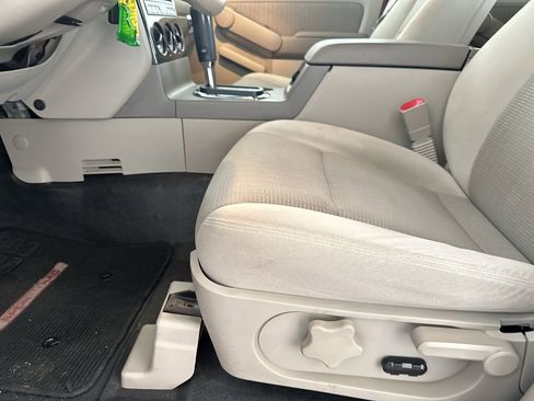 Used 2007 Ford Explorer Sport Trac XLT image 13