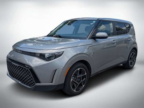 Used 2024 Kia Soul EX w/ Option Group 015 FWD image 7