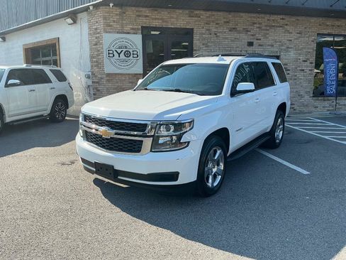 Used 2018 Chevrolet Tahoe LS RWD image 1