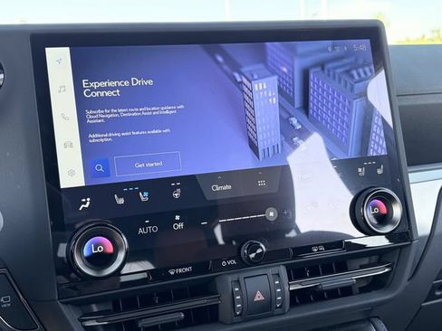 Used 2025 Lexus GX 550 w/ Cold Area Package AWD/4WD image 14
